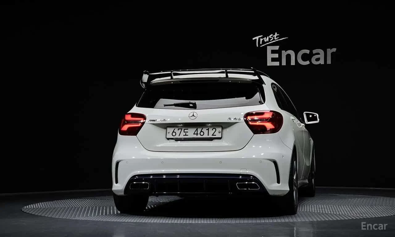 Mercedes-Benz A45 AMG * 4MATIC * КРАЙНА ЦЕНА ДО БЪЛГАРИЯ * АВТОКРЕДИТ, снимка 4 - Автомобили и джипове - 55570963
