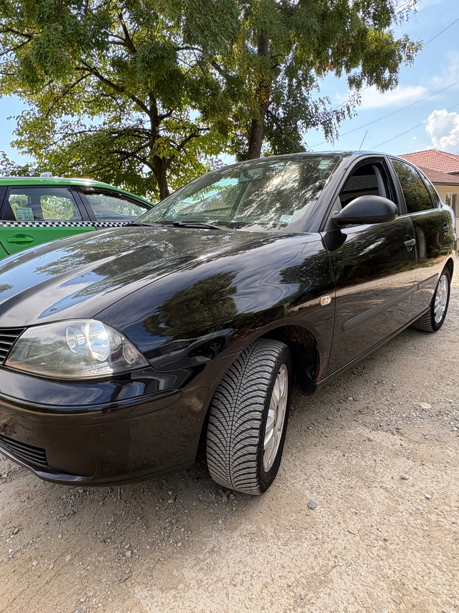 Seat Cordoba 1.4i, снимка 2 - Автомобили и джипове - 55951462