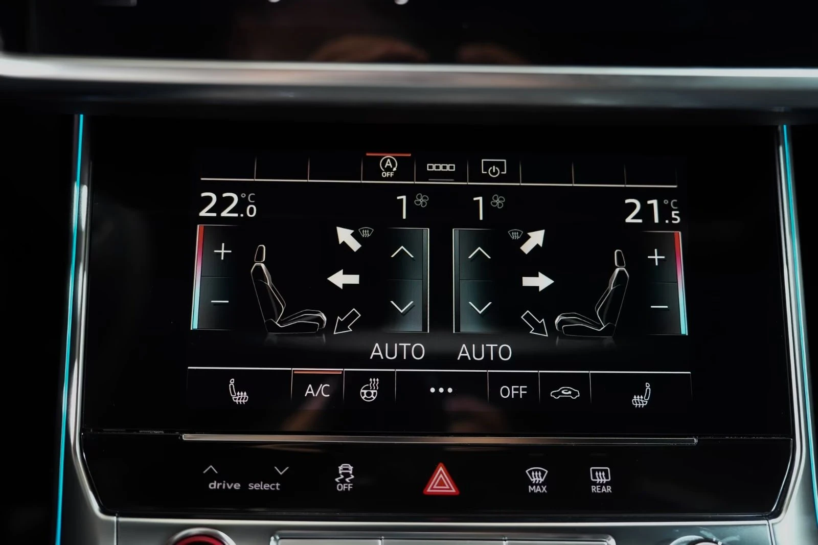 Audi Rs6 PERFORMANCE / BLACK OPTIC / B&O / MATRIX / DYNAMIC, снимка 13 - Автомобили и джипове - 56015723