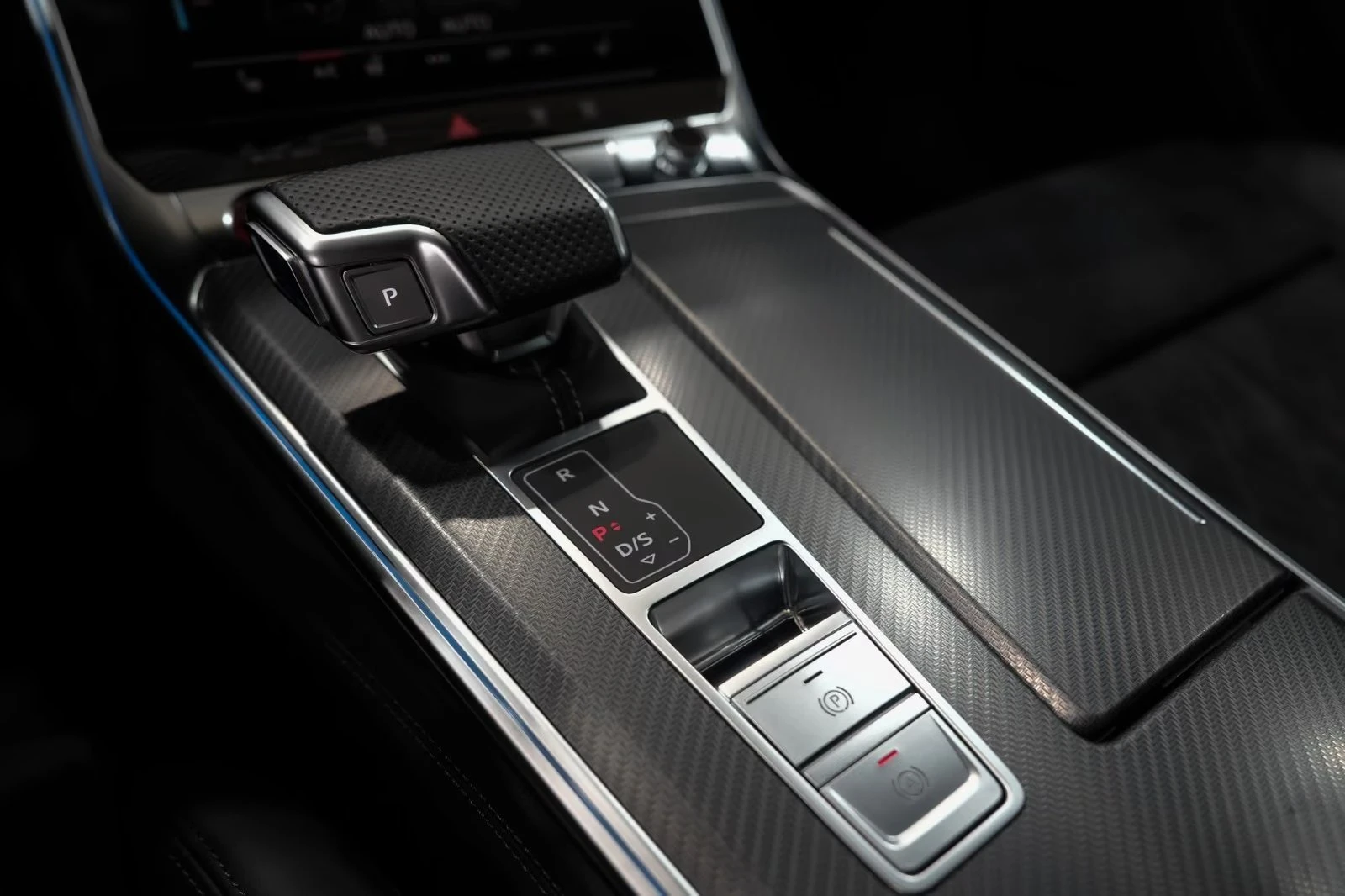 Audi Rs6 PERFORMANCE / BLACK OPTIC / B&O / MATRIX / DYNAMIC, снимка 14 - Автомобили и джипове - 56015723