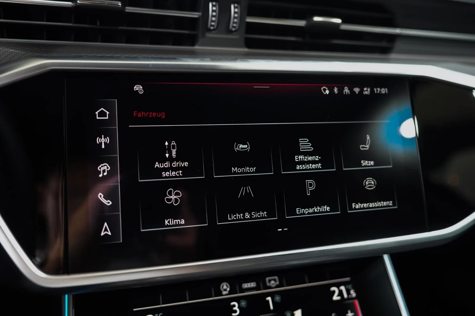 Audi Rs6 PERFORMANCE / BLACK OPTIC / B&O / MATRIX / DYNAMIC, снимка 12 - Автомобили и джипове - 56015723