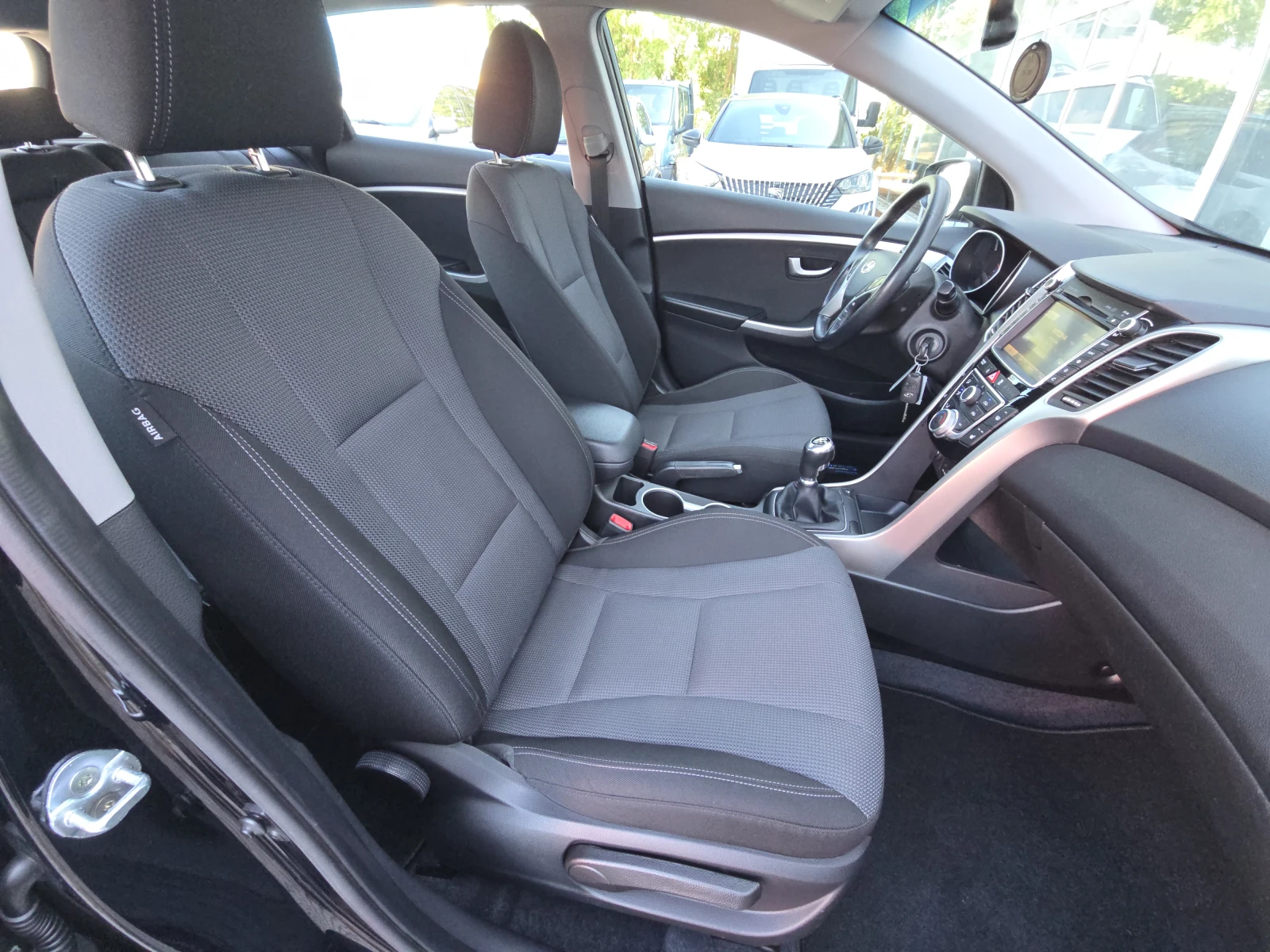 Hyundai I30 122000km !!!!!!!!!!!!, снимка 14 - Автомобили и джипове - 56110200