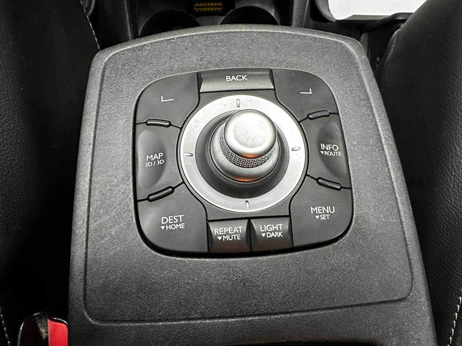 Renault Scenic 1.6d 131 к.с. , снимка 11 - Автомобили и джипове - 56272440