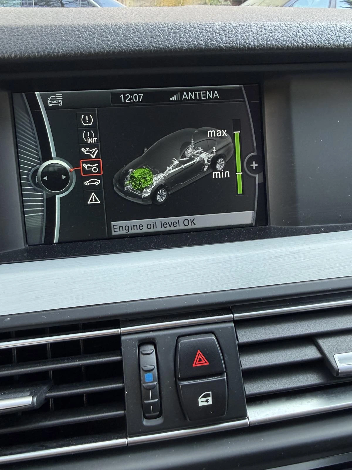 BMW 528 xdrive, снимка 10 - Автомобили и джипове - 56644973