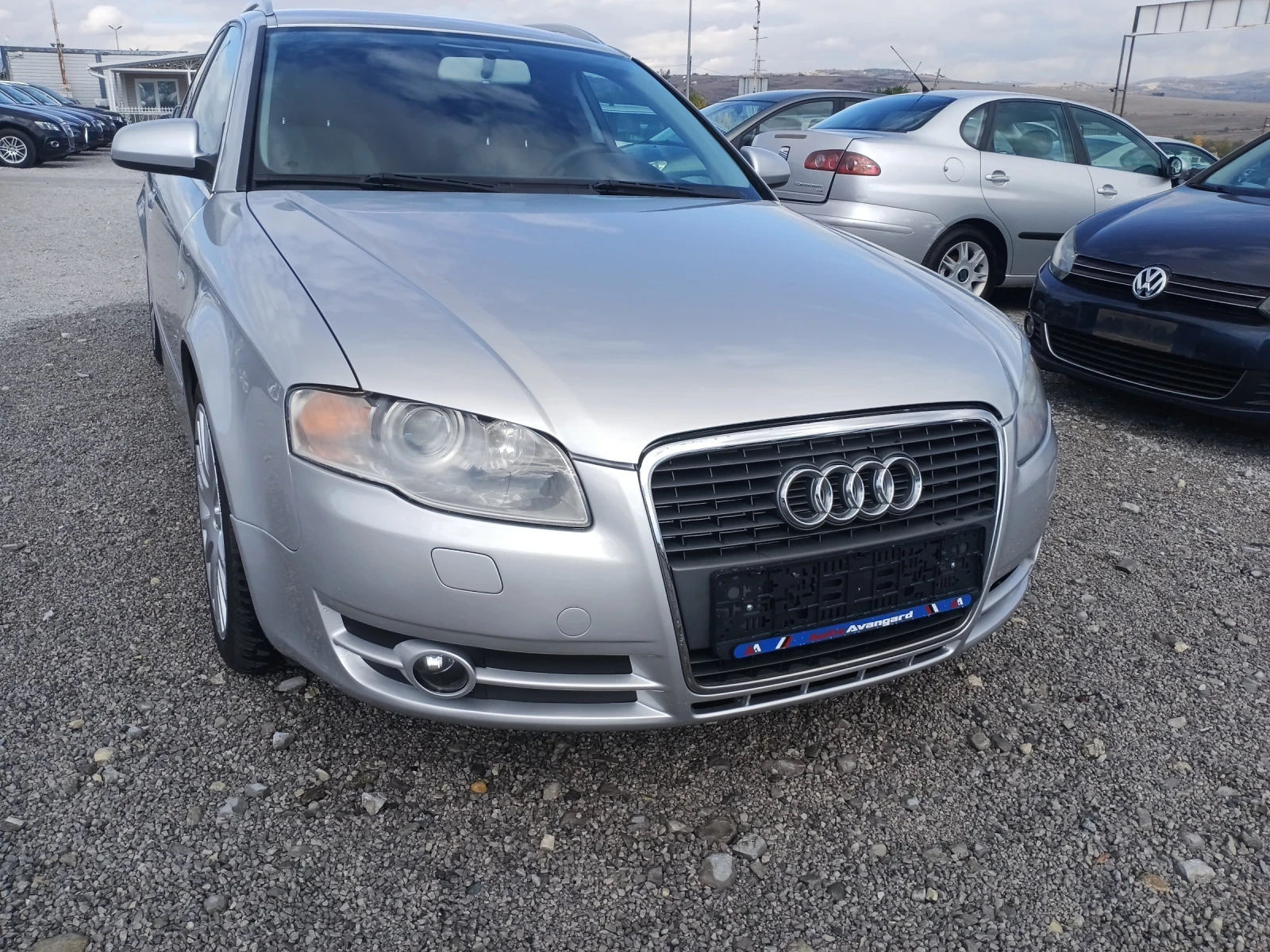 Audi A4, снимка 3 - Автомобили и джипове - 56678953
