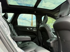 Volvo XC60  B5 AWD Black Edition Plus 360  Air Suspension, снимка 12