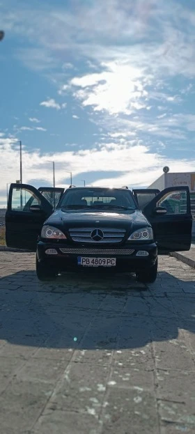     Mercedes-Benz ML 270 W163