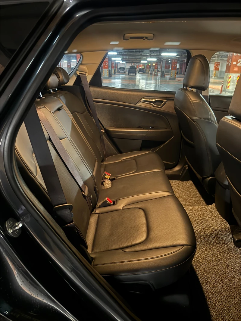 Kia Sportage 2.0 Long, снимка 11 - Автомобили и джипове - 52693644
