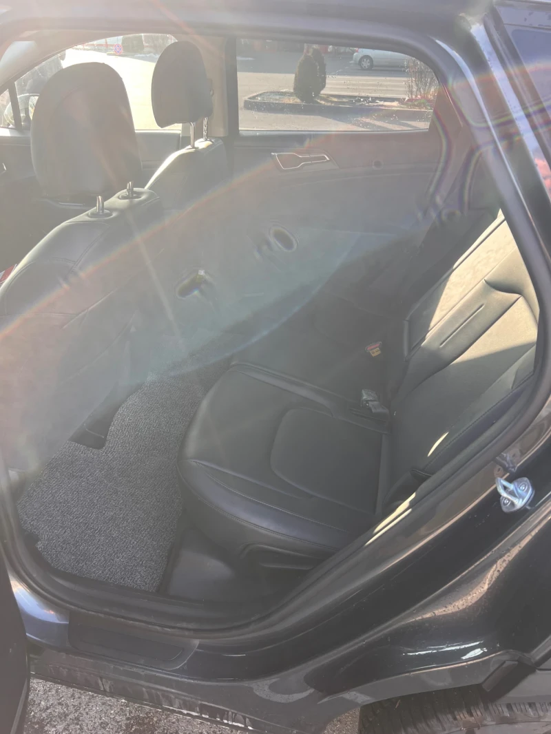 Kia Sportage 2.0 Long, снимка 11 - Автомобили и джипове - 53053820