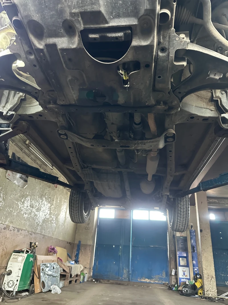 Daihatsu Terios 1.5 4х4 Газ/бензин, снимка 13 - Автомобили и джипове - 52593009