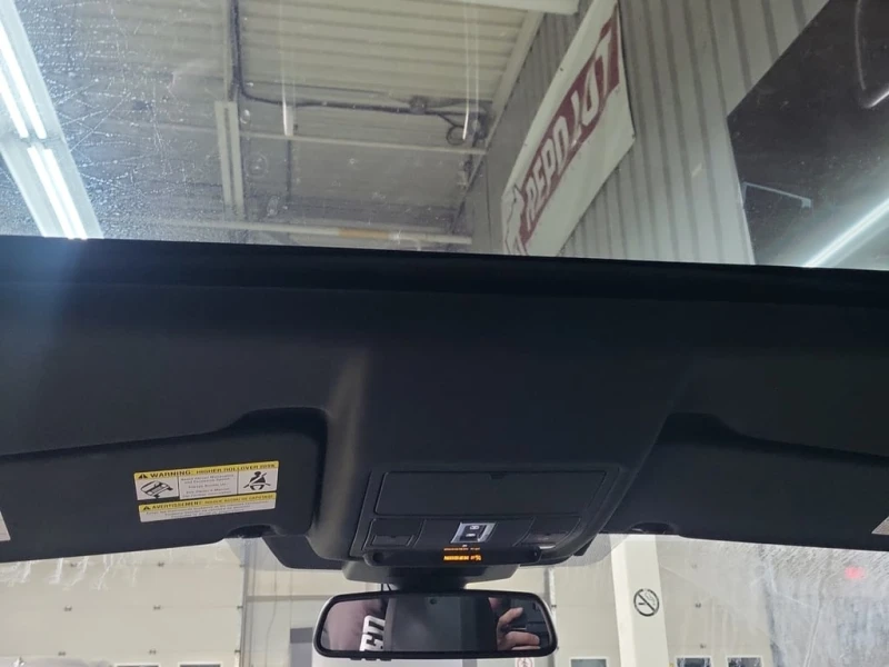 Land Rover Discovery Sport * HSE * CARFAX * ЦЕНА ДО БГ, снимка 11 - Автомобили и джипове - 52727600