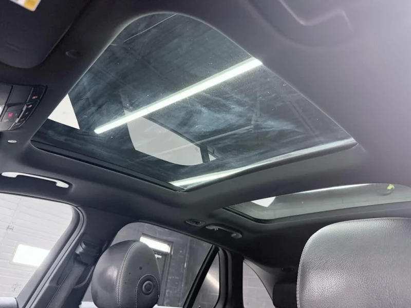 Mercedes-Benz GLC 300 Night PKG* Distronic* ПАНО* 360, снимка 15 - Автомобили и джипове - 53275200