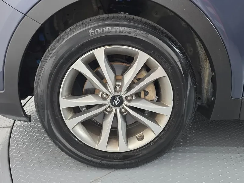 Hyundai Santa fe Diesel 2.0 4Wd Premium, снимка 5 - Автомобили и джипове - 55952504