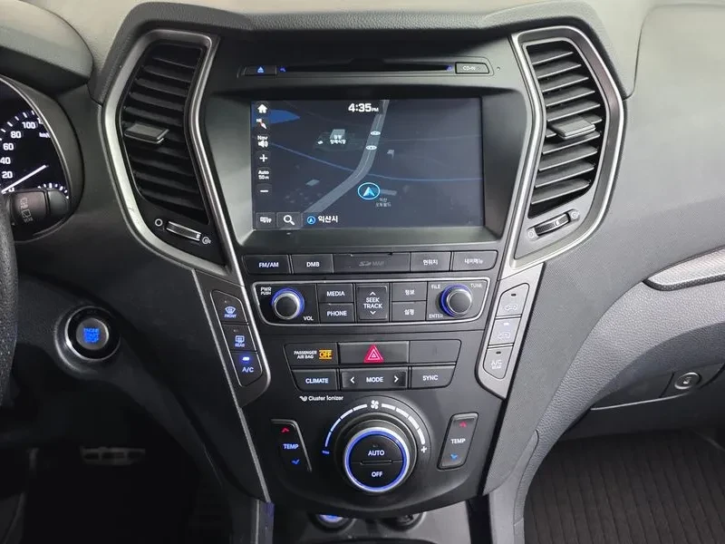 Hyundai Santa fe Diesel 2.0 4Wd Premium, снимка 15 - Автомобили и джипове - 55952504