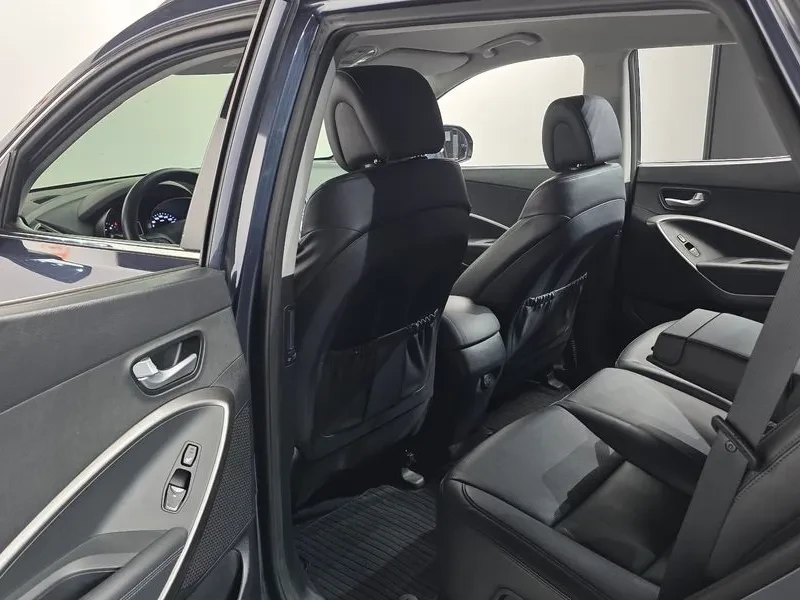 Hyundai Santa fe Diesel 2.0 4Wd Premium, снимка 17 - Автомобили и джипове - 55952504