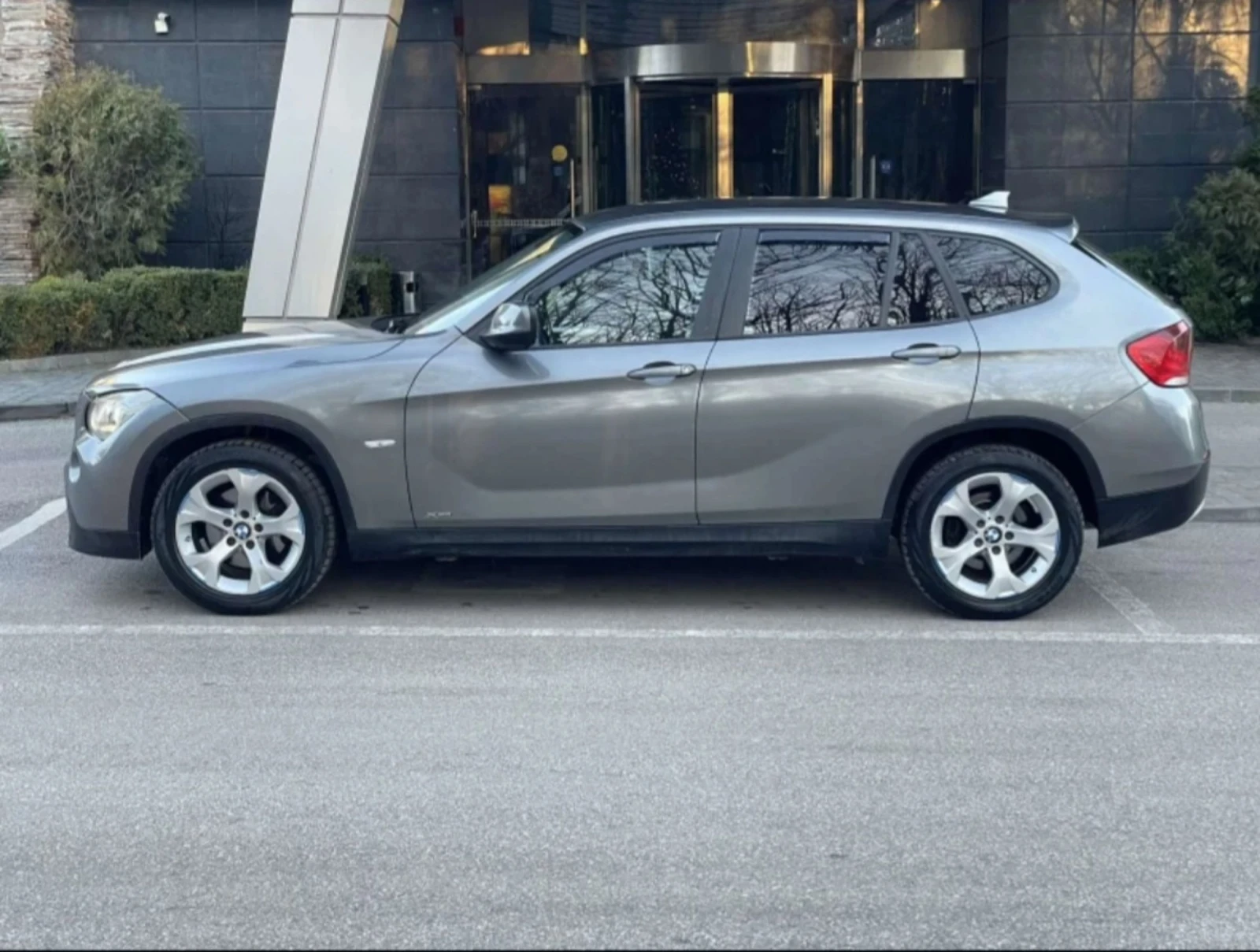 BMW X1  - изображение 8