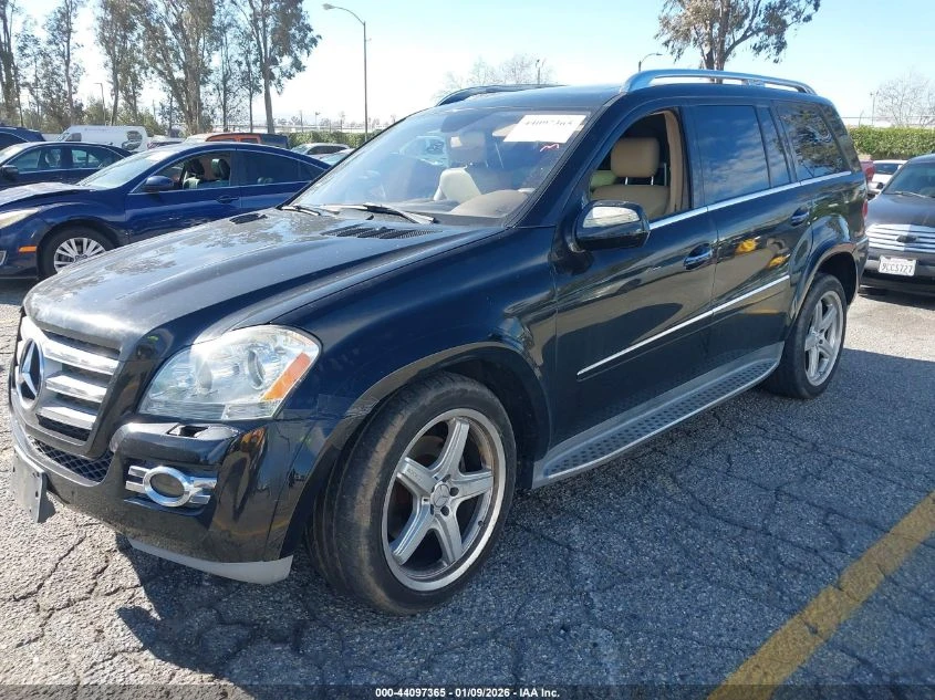 Mercedes-Benz GL 550 5.5l 4Matic - изображение 2