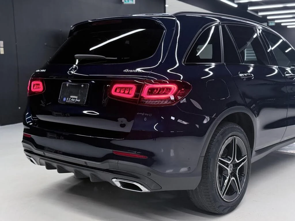 Mercedes-Benz GLC 300 Night PKG* Distronic* ПАНО* 360 - изображение 2