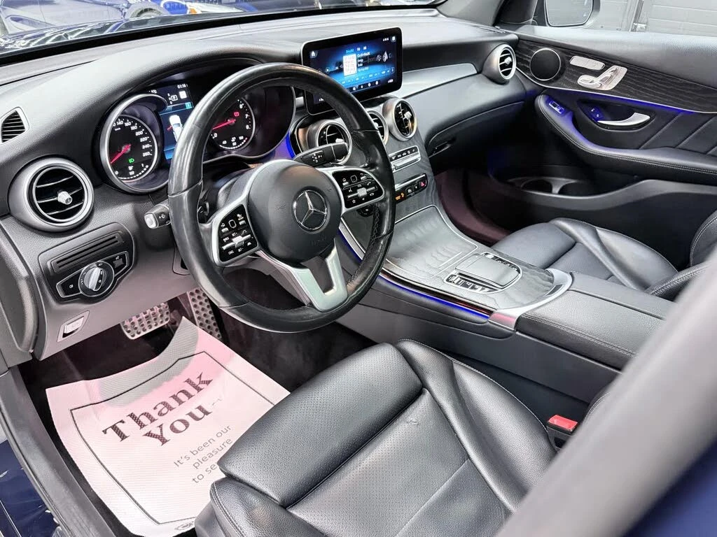 Mercedes-Benz GLC 300 Night PKG* Distronic* ПАНО* 360 - изображение 8