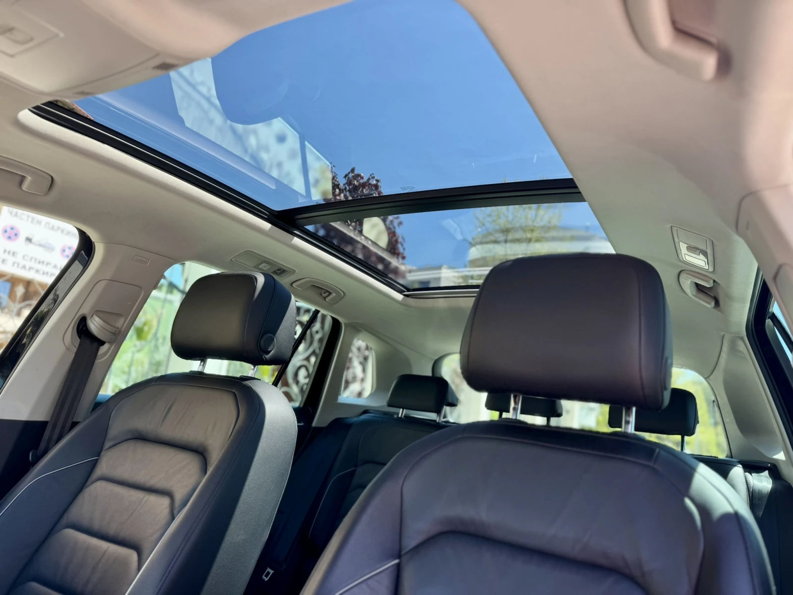 VW Tiguan 2.0 TDI 4Motion Highline, снимка 10 - Автомобили и джипове - 54481974