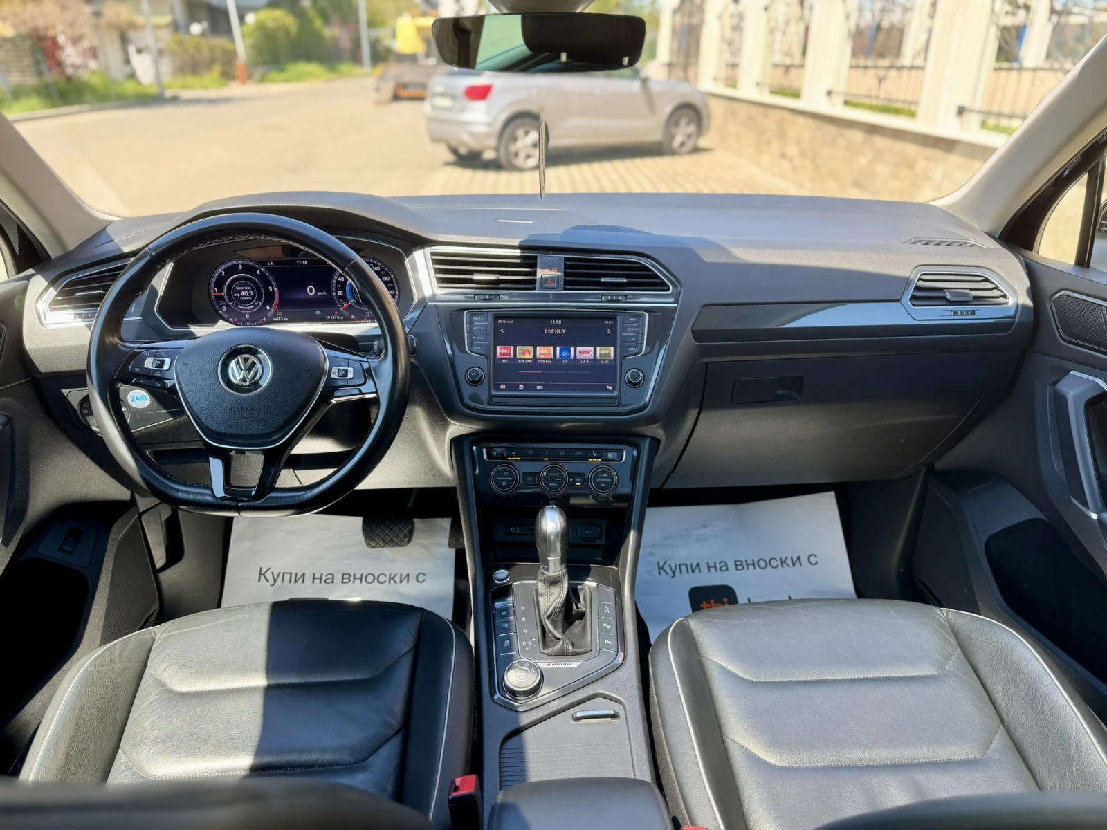 VW Tiguan 2.0 TDI 4Motion Highline, снимка 12 - Автомобили и джипове - 54481974