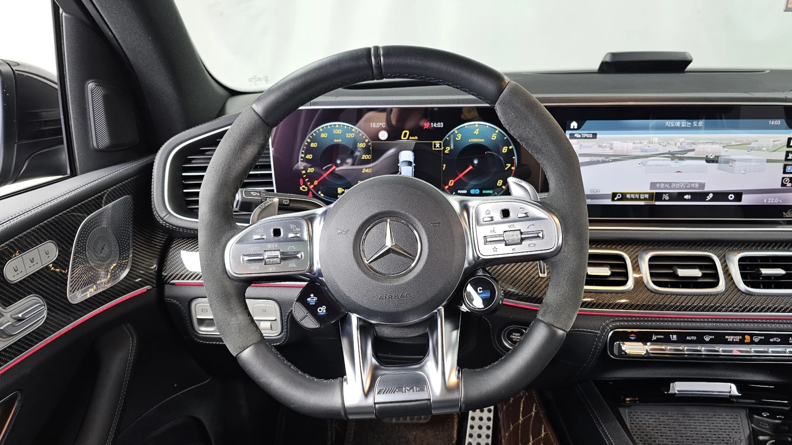 Mercedes-Benz GLE 53 4MATIC CARBON* HEAD-UP* 360* ОБДУХ* AIRMATIC* КРАЙНА ЦЕНА, снимка 5 - Автомобили и джипове - 54609099