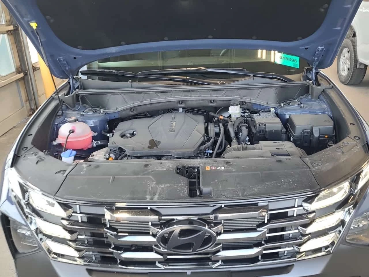 Hyundai Tucson  | XRT | ПАНОРАМА | КОЖА | АВТОКРЕДИТ , снимка 15 - Автомобили и джипове - 54691742