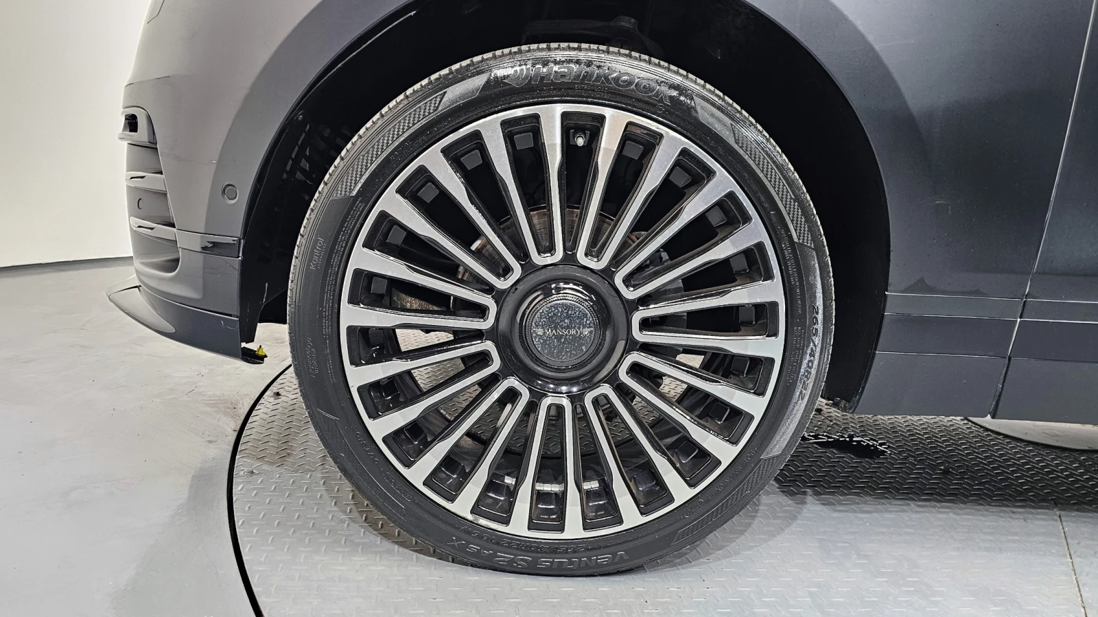 Land Rover Range Rover Velar D240 SE | Панорама | Кожа | Камера, снимка 3 - Автомобили и джипове - 54693243