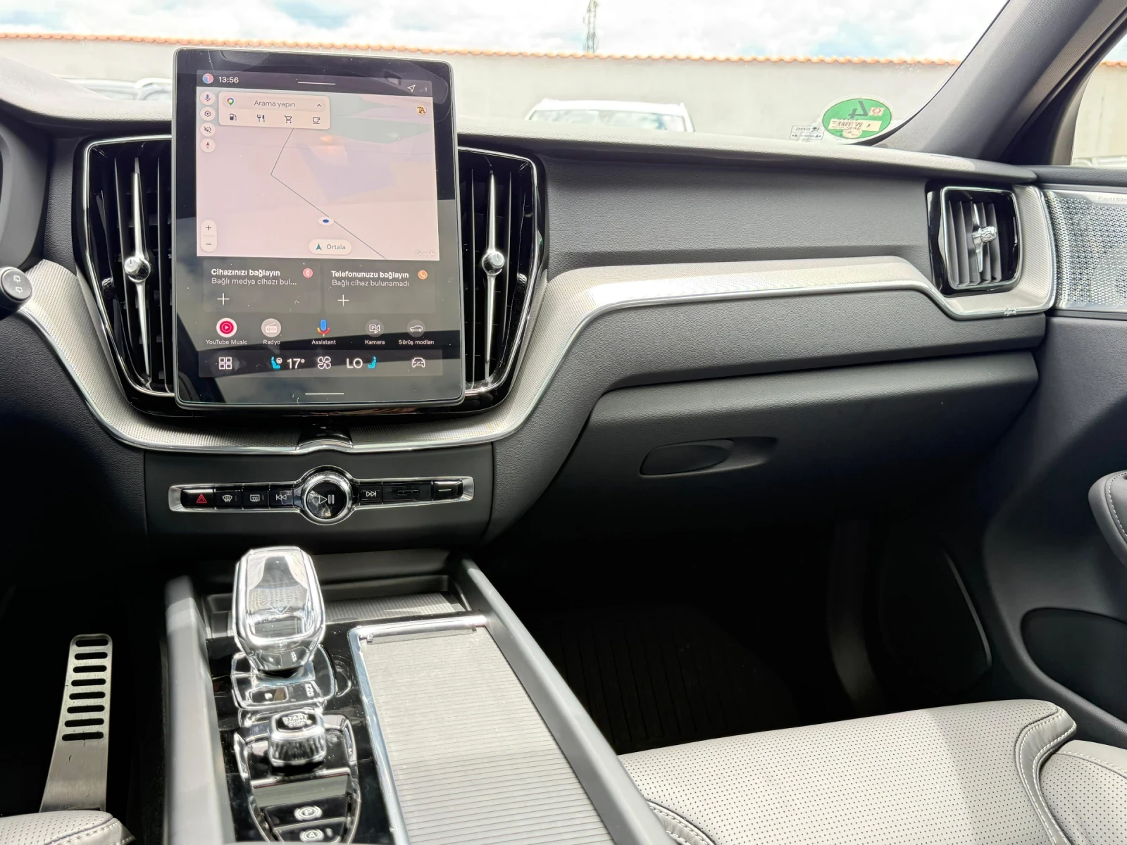 Volvo XC60  B5 AWD Black Edition Plus 360  Air Suspension, снимка 15 - Автомобили и джипове - 55093841