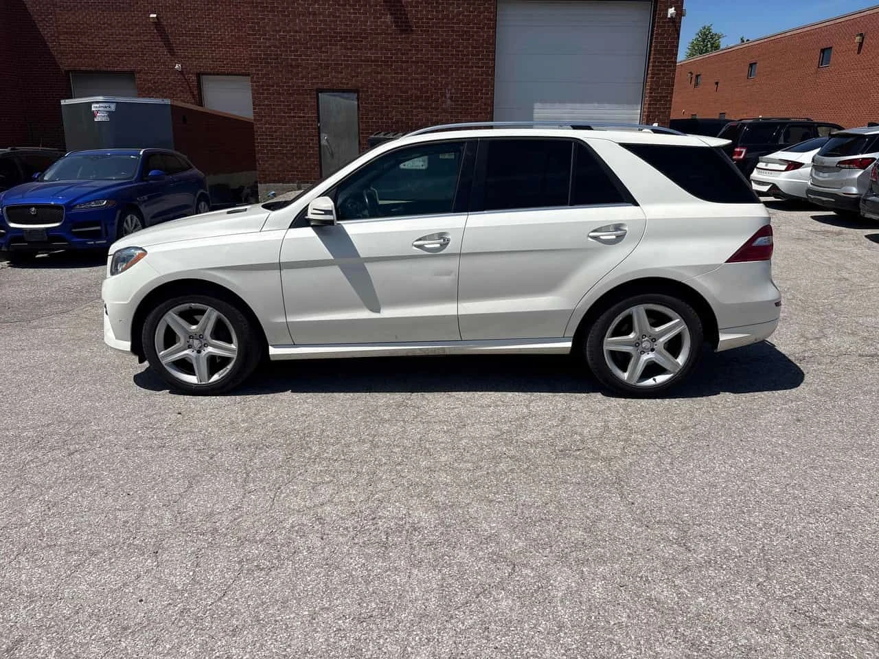 Mercedes-Benz ML 350 * BlueTEC * CARFAX * ОПЦИЯ ЗА ФИНАНСИРАНЕ, снимка 2 - Автомобили и джипове - 55175496