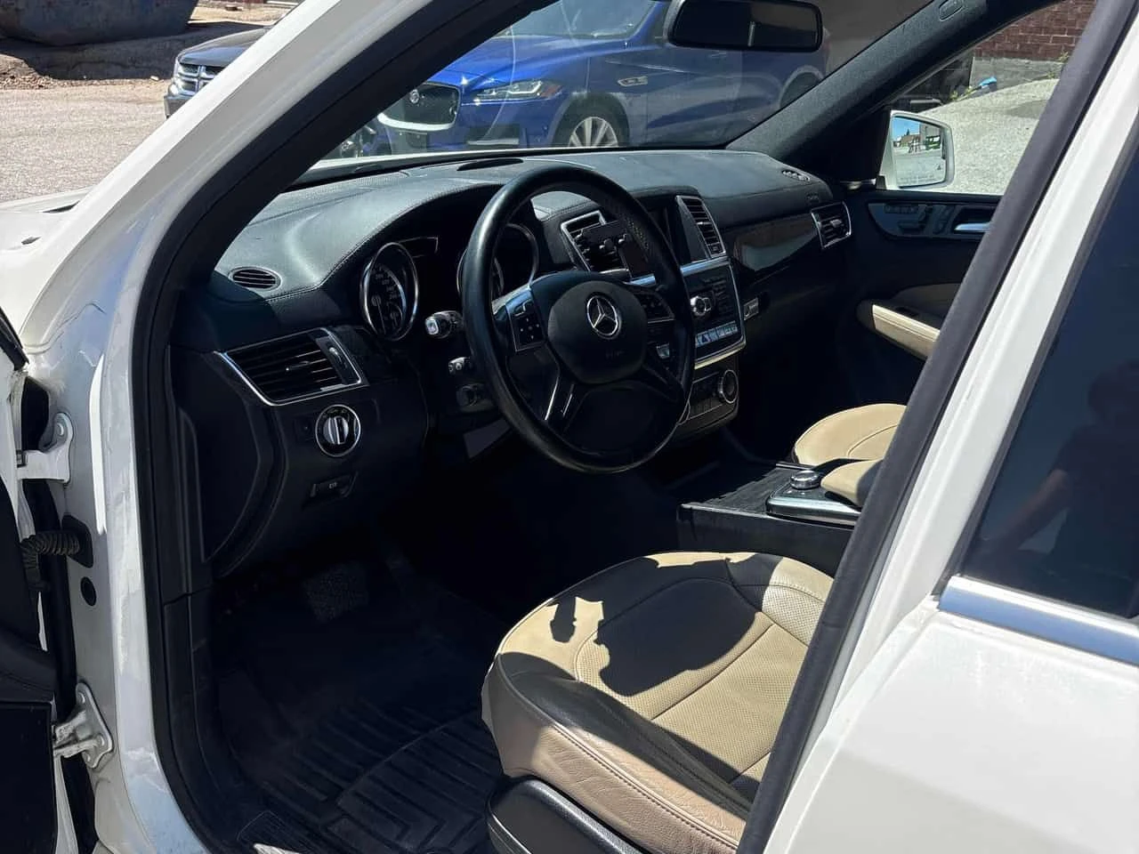 Mercedes-Benz ML 350 * BlueTEC * CARFAX * ОПЦИЯ ЗА ФИНАНСИРАНЕ, снимка 5 - Автомобили и джипове - 55175496