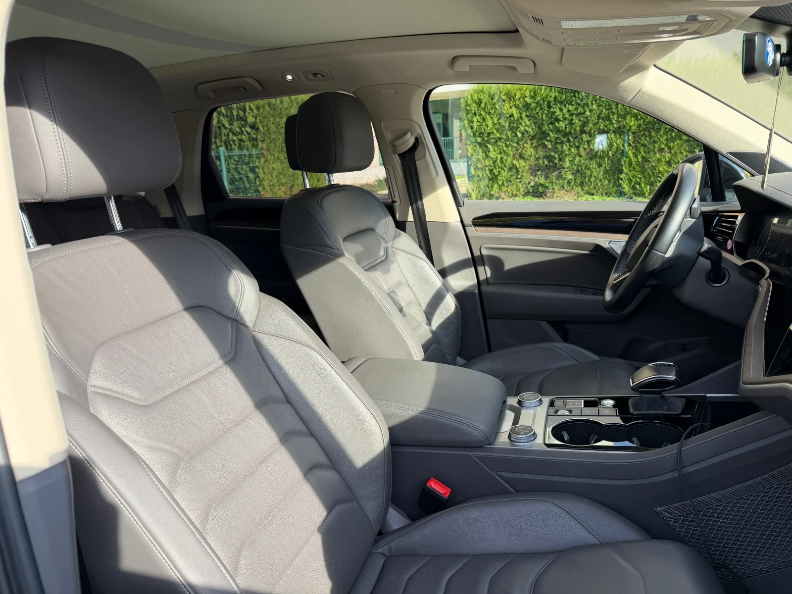VW Touareg E hybrid, снимка 4 - Автомобили и джипове - 55189107
