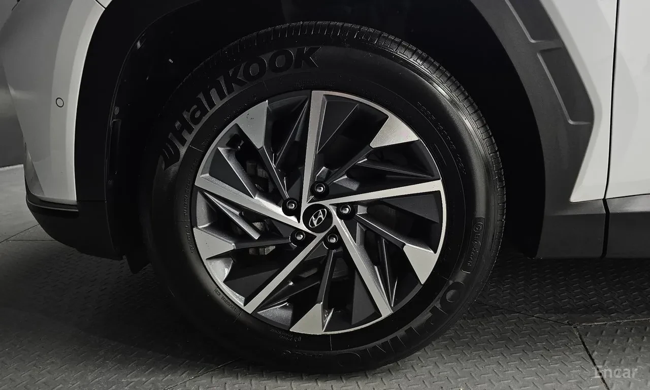 Hyundai Tucson HYBRID* ОБДУХ* ПОДГРЕВ* BOSE* 360* М.ТОЧКА, снимка 5 - Автомобили и джипове - 55728170