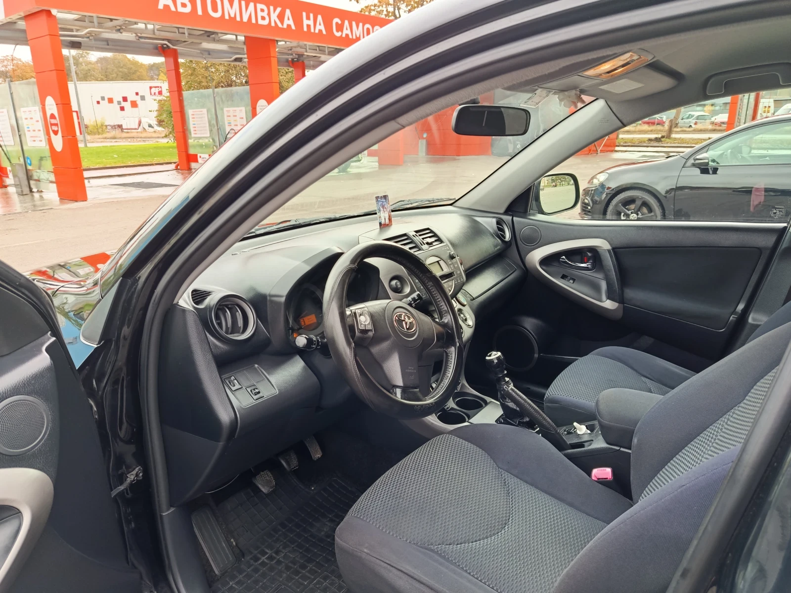 Toyota Rav4, снимка 5 - Автомобили и джипове - 56556108