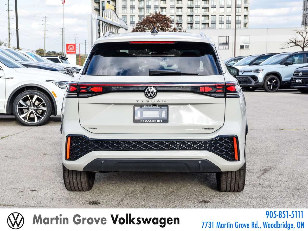 VW Tiguan Highline Turbo R-Line | Massage Seats HUD CPO | Mobile.bg � ����������� 5
