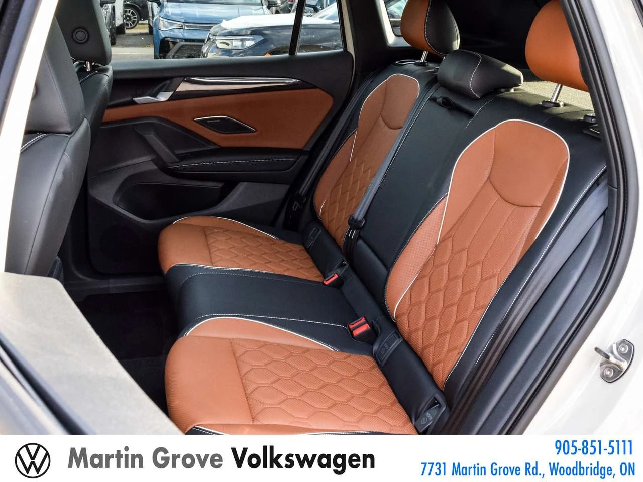 VW Tiguan Highline Turbo R-Line | Massage Seats HUD CPO | Mobile.bg � ����������� 11