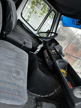 Mercedes-Benz 207 ПЪТНА ПОМОЩ , снимка 3