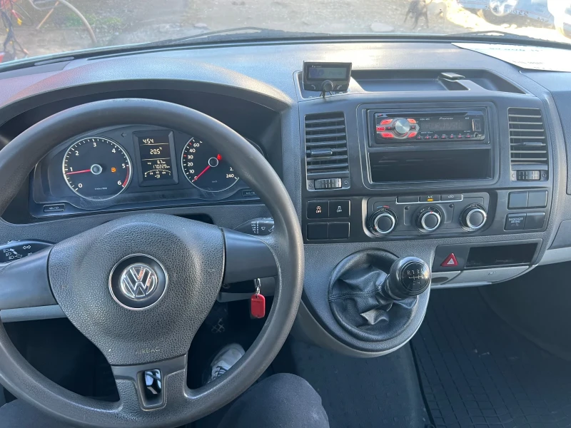 VW T6 2.0TDI.115kc.Климатик, снимка 10 - Бусове и автобуси - 49415359