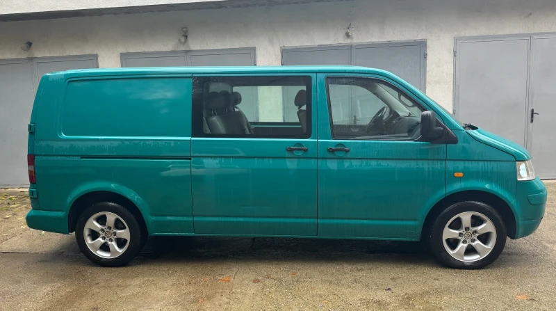 VW T5 2.5 TDI KЛИМАТИК МАКСИ БАЗА, снимка 4 - Бусове и автобуси - 52336662