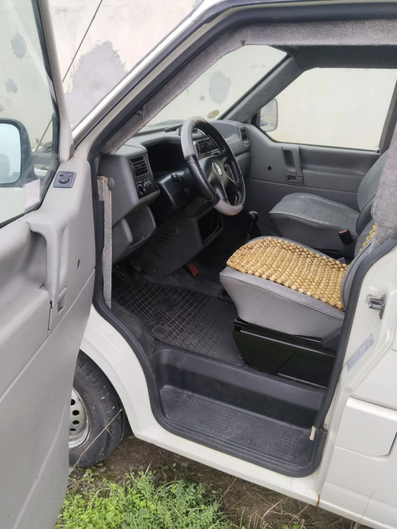 VW T4 2.5TDI, снимка 8 - Бусове и автобуси - 53445207