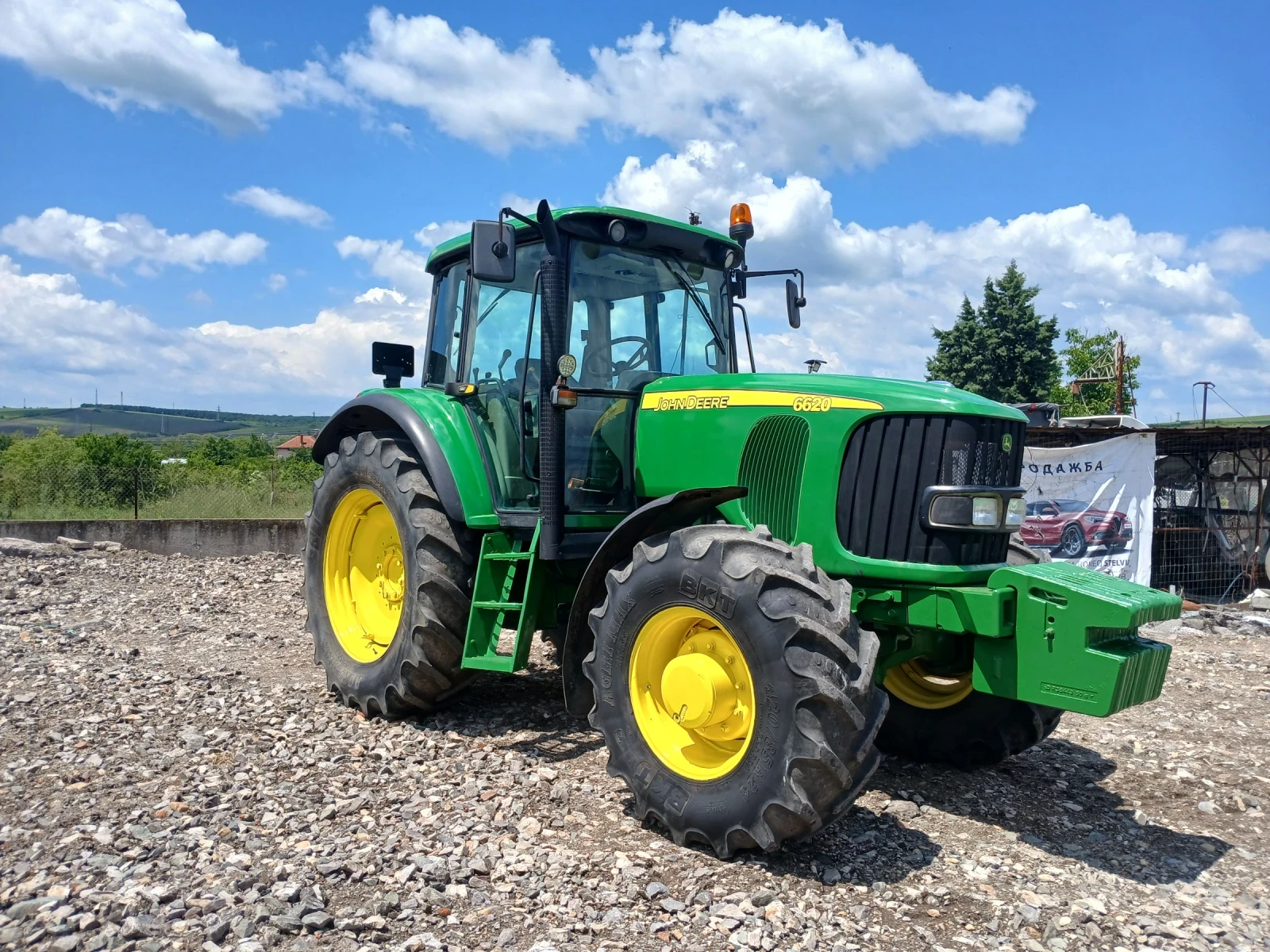 Трактор John Deere 6620se
