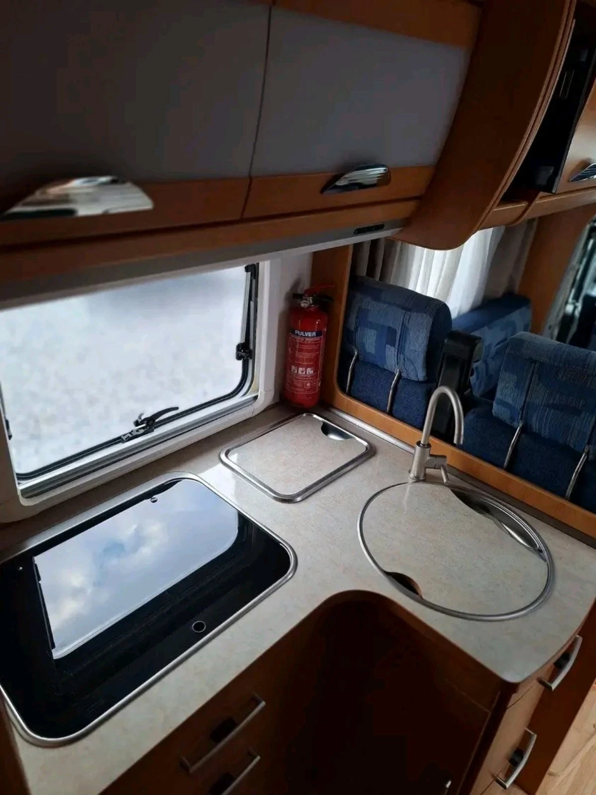 Кемпер HYMER / ERIBA Humer Solifer GT, снимка 8 - Каравани и кемпери - 54902588