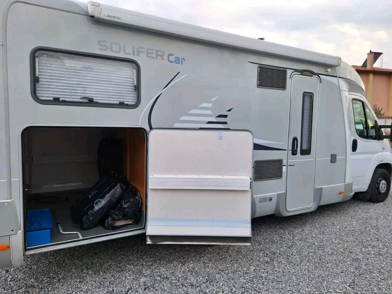 Кемпер HYMER / ERIBA Humer Solifer GT, снимка 6 - Каравани и кемпери - 54902588