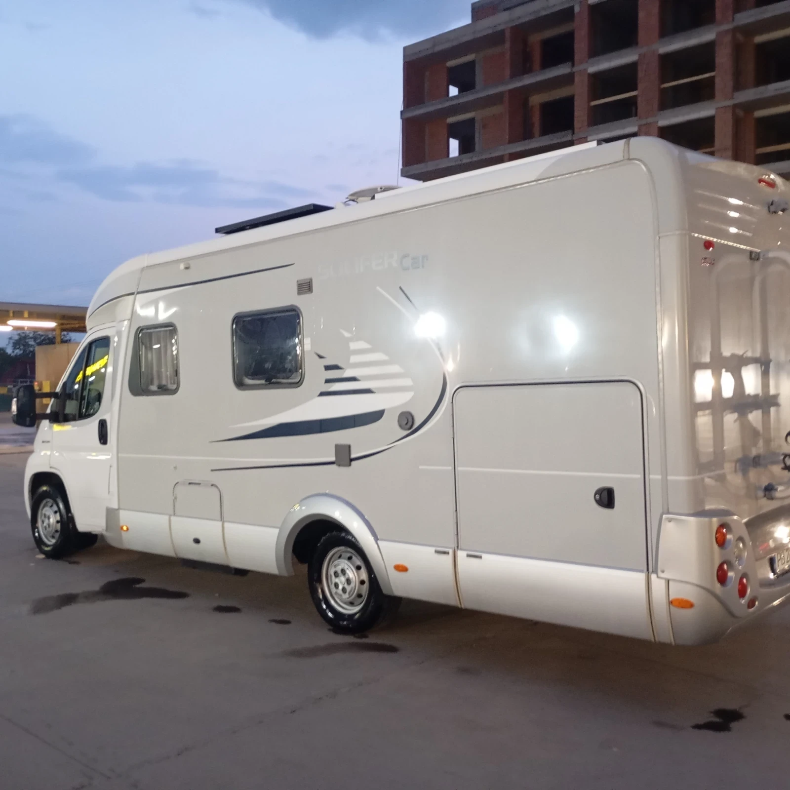 Кемпер HYMER / ERIBA Humer Solifer GT, снимка 3 - Каравани и кемпери - 54902588