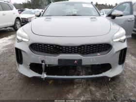 Kia Stinger AWD* KEYLESS* ПОДГРЕВ* ОБДУХВАНЕ* КАМЕРА* , снимка 3
