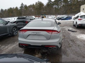 Kia Stinger AWD* KEYLESS* ПОДГРЕВ* ОБДУХВАНЕ* КАМЕРА* , снимка 9