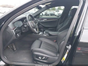 BMW 530E * M-SPORT* КОЖА* ПОДГРЕВ* ШИБИДАХ* КАМЕРА* LED* , снимка 5