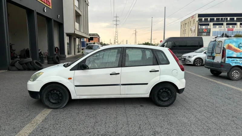 Ford Fiesta, снимка 2 - Автомобили и джипове - 46969157