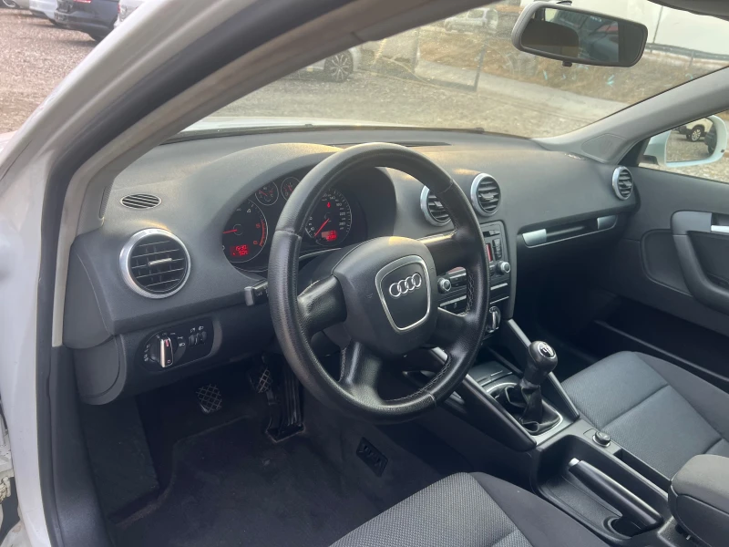 Audi A3 1.6 TDI, снимка 12 - Автомобили и джипове - 48184780