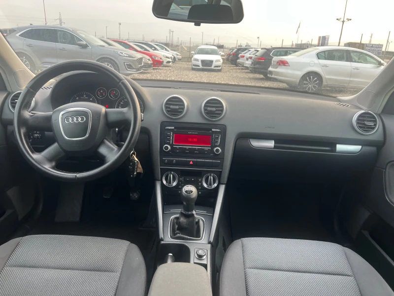 Audi A3 1.6 TDI, снимка 16 - Автомобили и джипове - 48184780